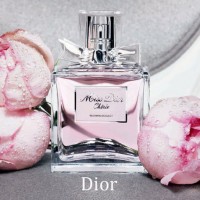 Ароматы лета: лучшие парфюмы 2011