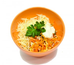 Салат  с ветчиной, сыром и острой морковочкой ― е-Рубцовск.рф